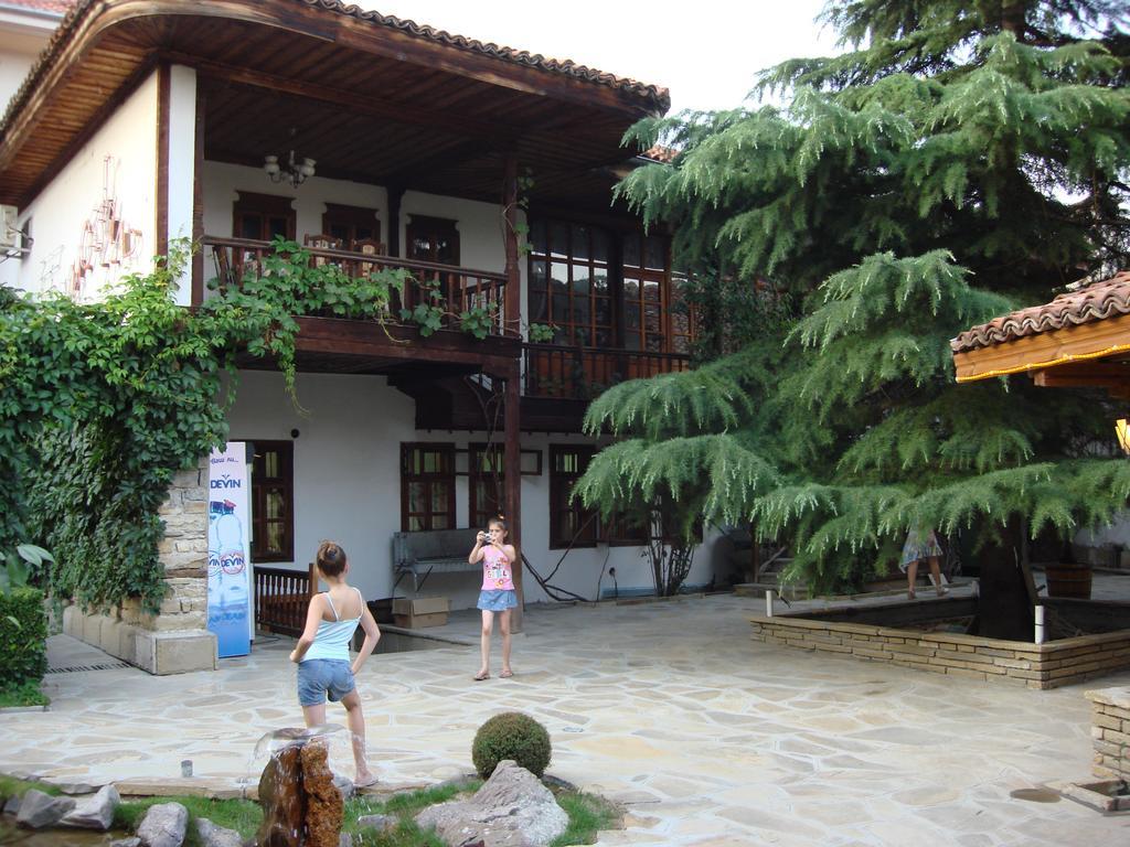 Chakarova Guest House Sliven Luaran gambar